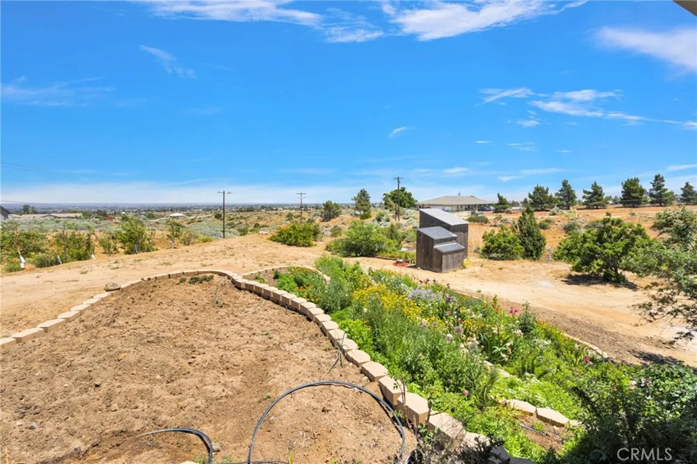 5137 Cygnet Phelan, CA 92371