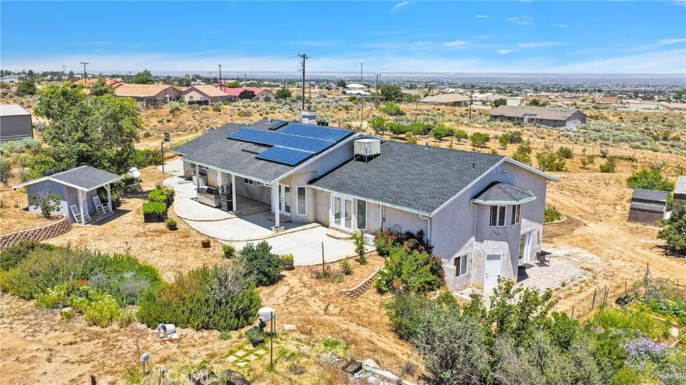 5137 Cygnet Phelan, CA 92371