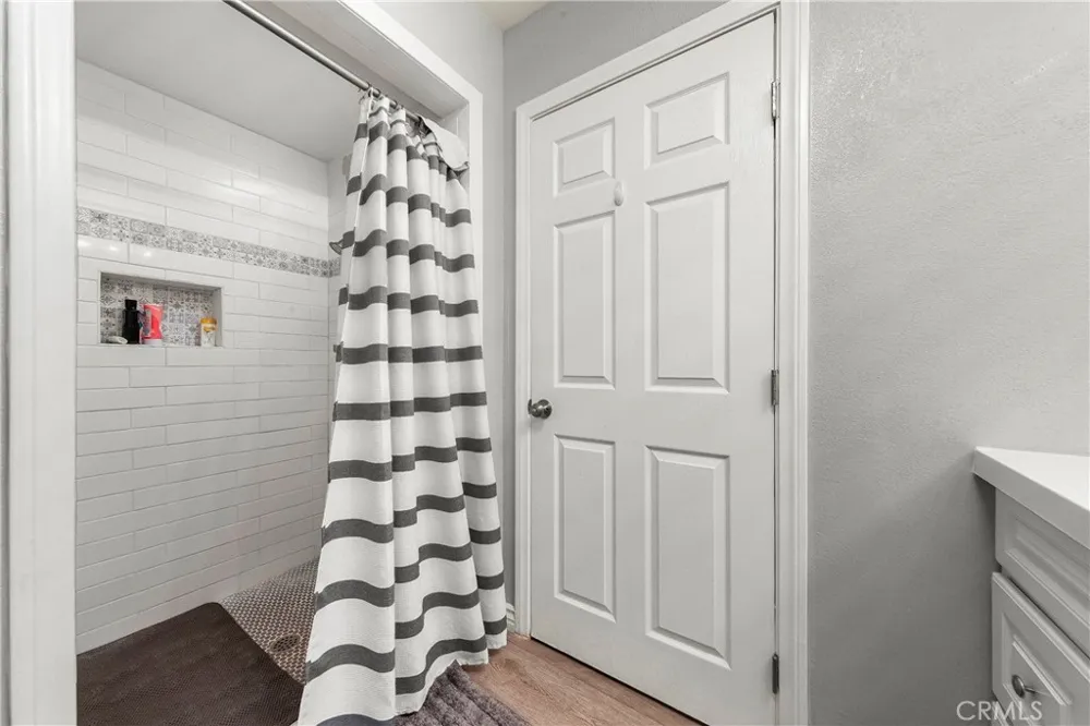 45046 18th W Lancaster, CA 93534