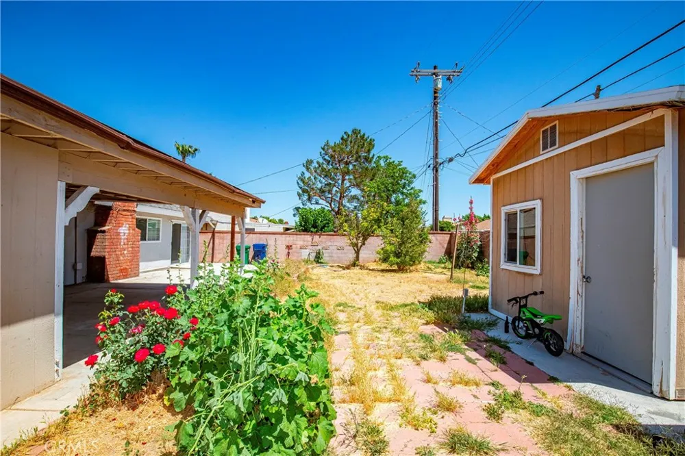 45046 18th W Lancaster, CA 93534