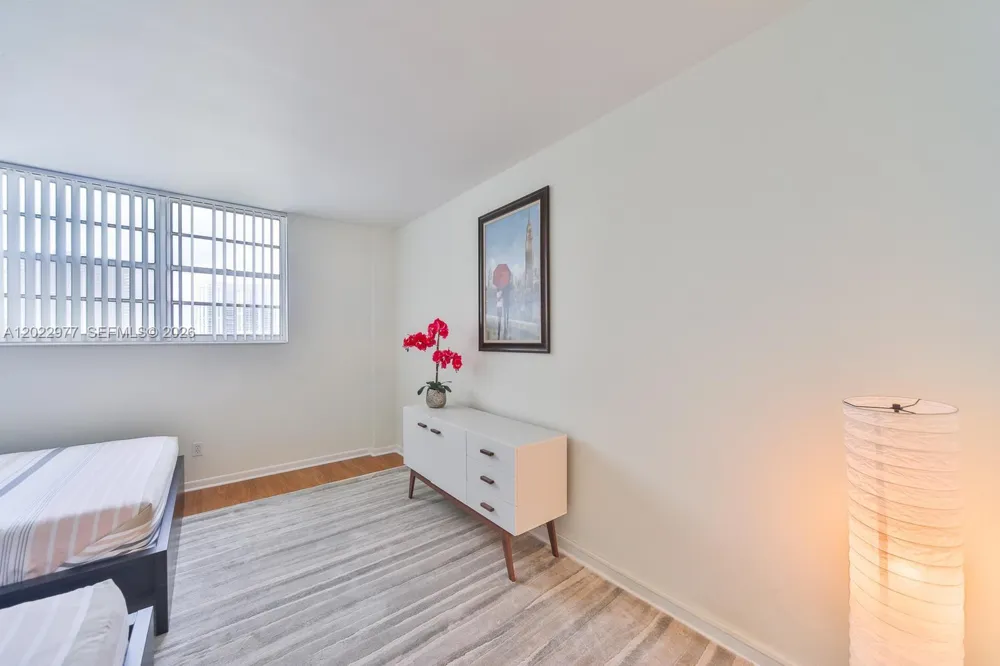 19370 Collins Ave #622 Sunny Isles Beach, FL 33160