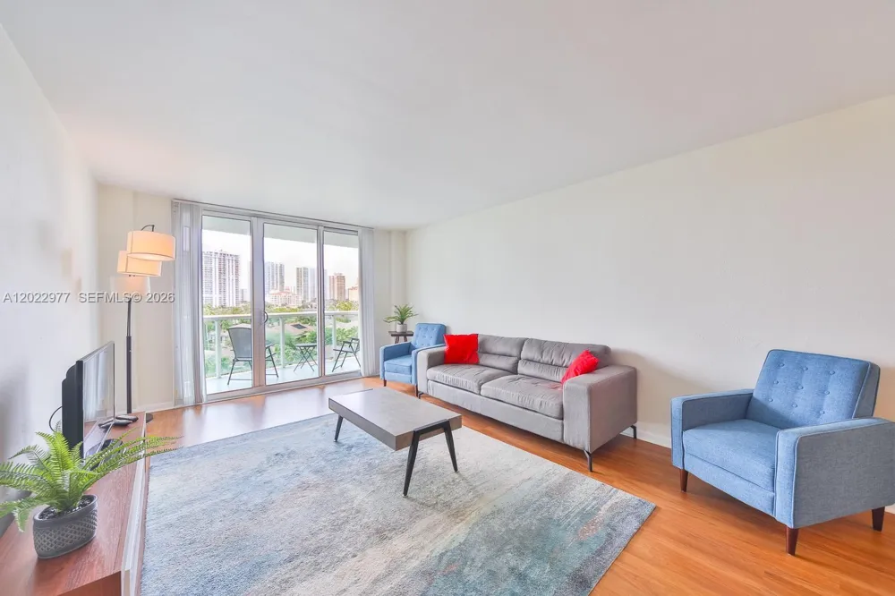 19370 Collins Ave #622 Sunny Isles Beach, FL 33160