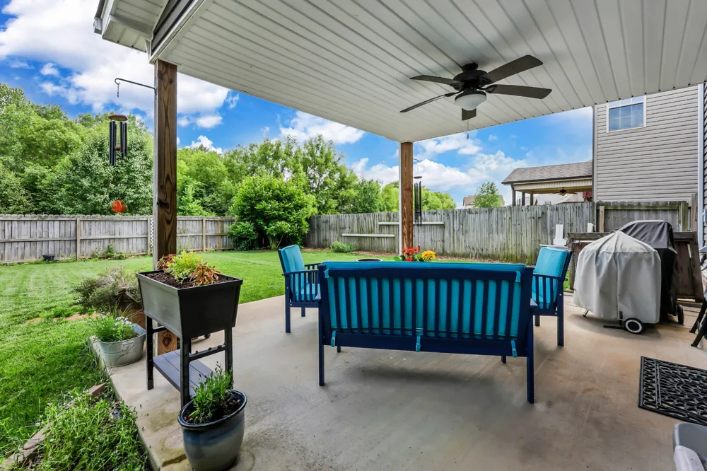3735 Windmill Dr Clarksville, TN 37040