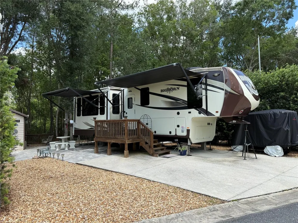 2853 NE 104TH TERRACE Silver Springs, FL 34488