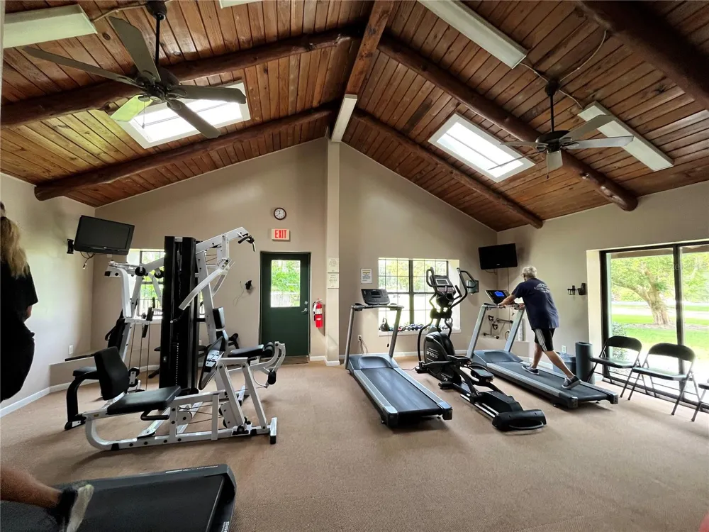 2853 NE 104TH TERRACE Silver Springs, FL 34488