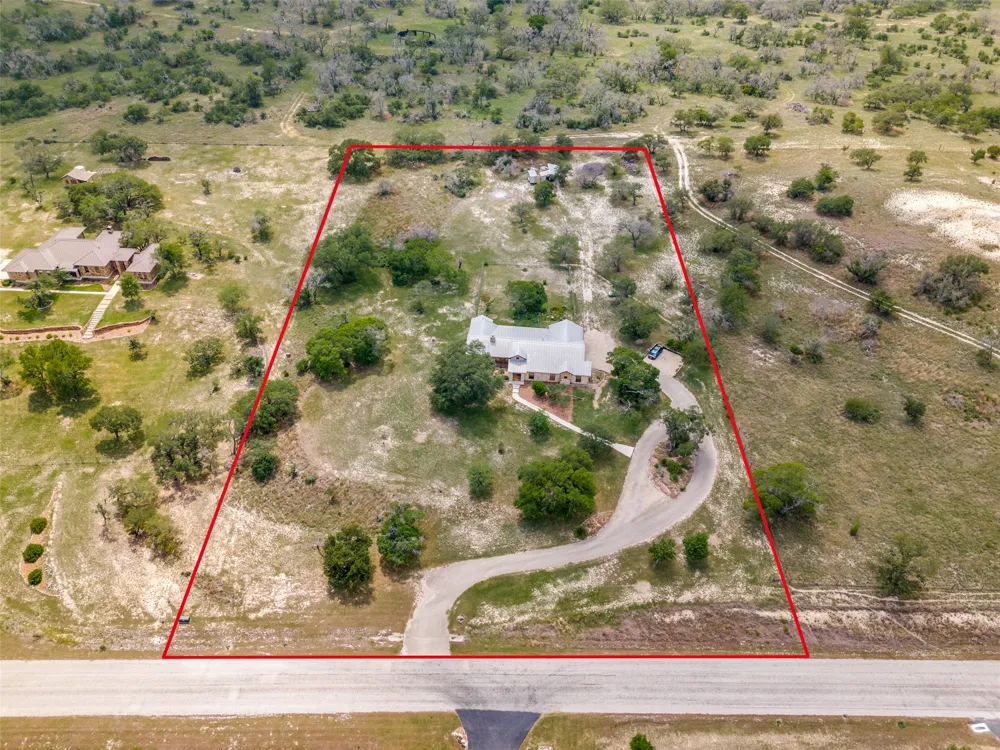 988 Kendall Jackson Comfort, TX 78013