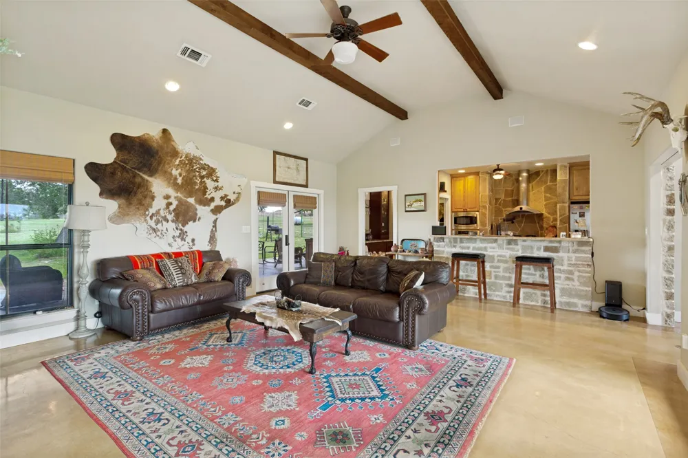 988 Kendall Jackson Comfort, TX 78013