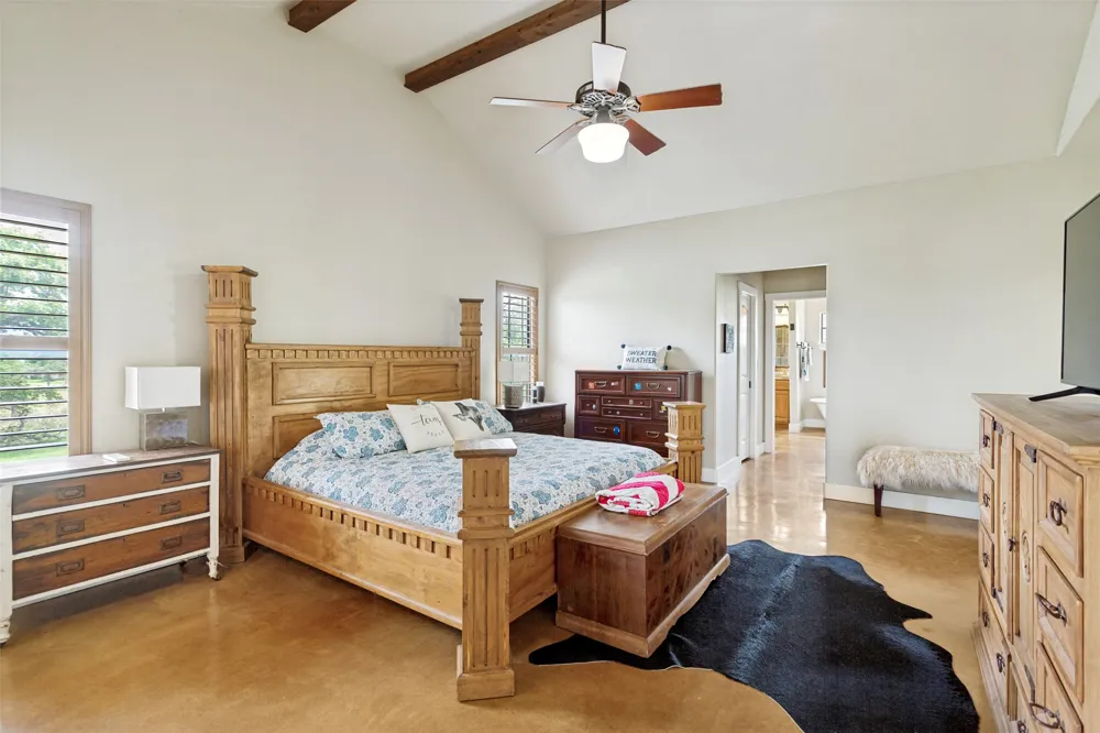 988 Kendall Jackson Comfort, TX 78013