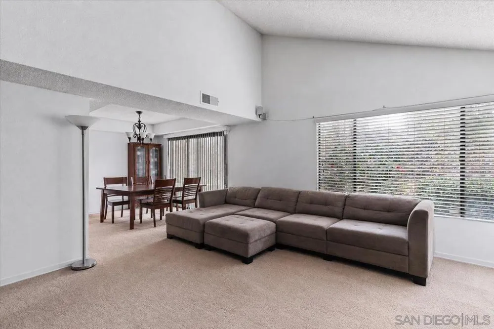 10424 Ridgewater Ln San Diego, CA 92131