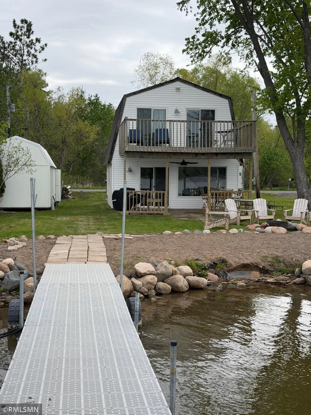 28584 Lakewood Drive NW Isanti, MN 55040