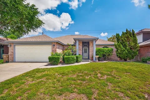 4226 Valley Circle