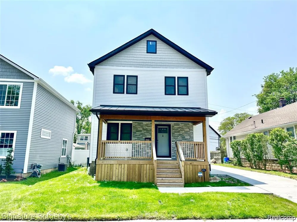 442 Ardmore Drive Ferndale City, MI 48220