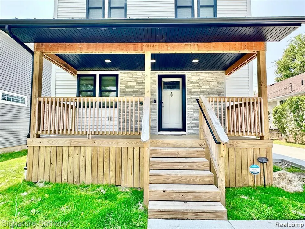 442 Ardmore Drive Ferndale City, MI 48220
