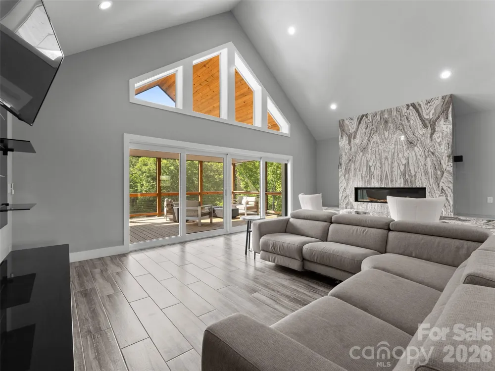 123 Israel Road Candler, NC 28715