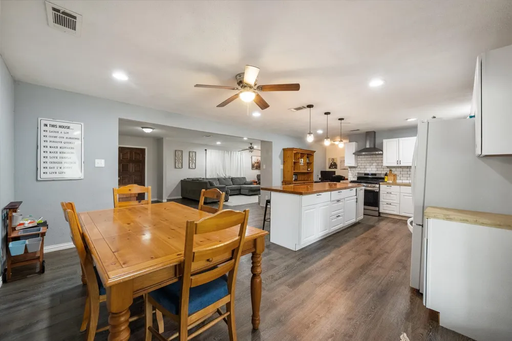 951 Faircrest Drive Fairfield, TX 75840