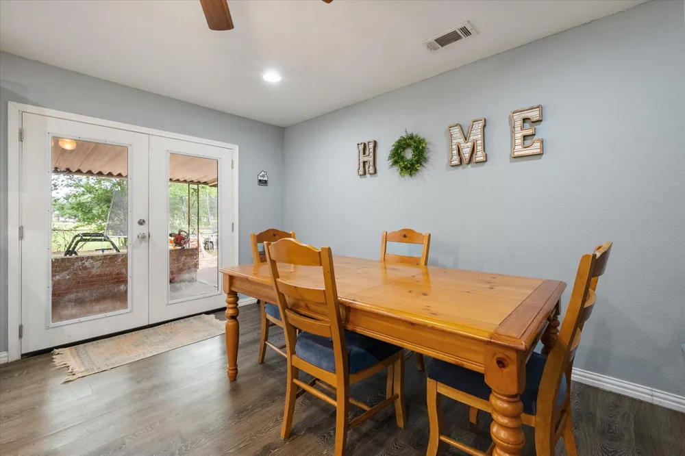 951 Faircrest Drive Fairfield, TX 75840