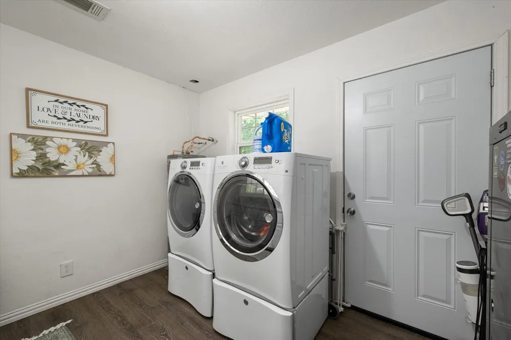 951 Faircrest Drive Fairfield, TX 75840
