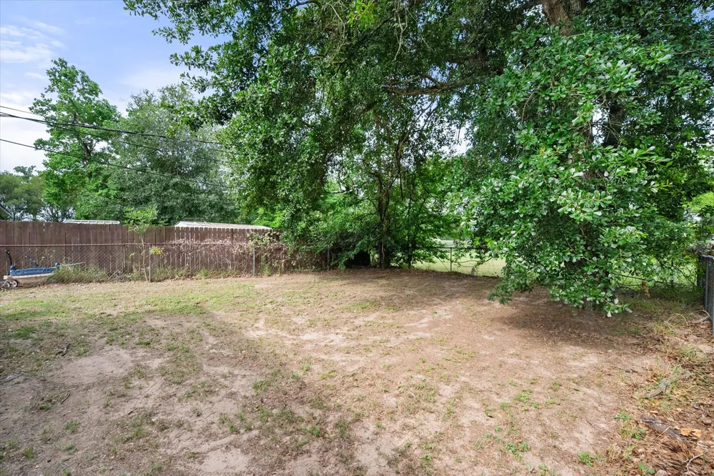 951 Faircrest Drive Fairfield, TX 75840