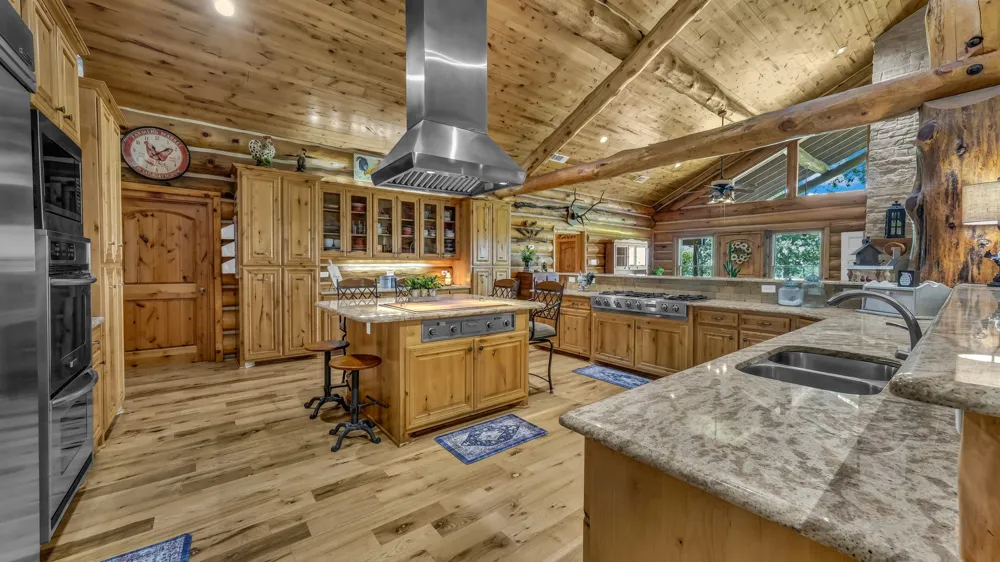 1436 County Road 216 Iredell, TX 76649