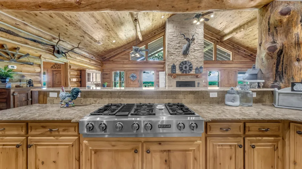 1436 County Road 216 Iredell, TX 76649