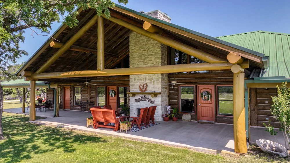 1436 County Road 216 Iredell, TX 76649