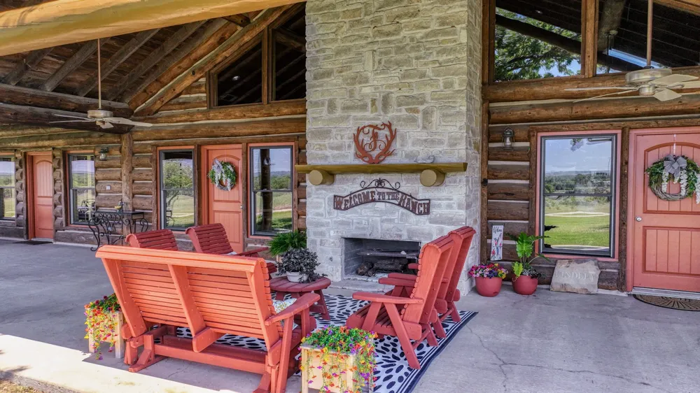 1436 County Road 216 Iredell, TX 76649