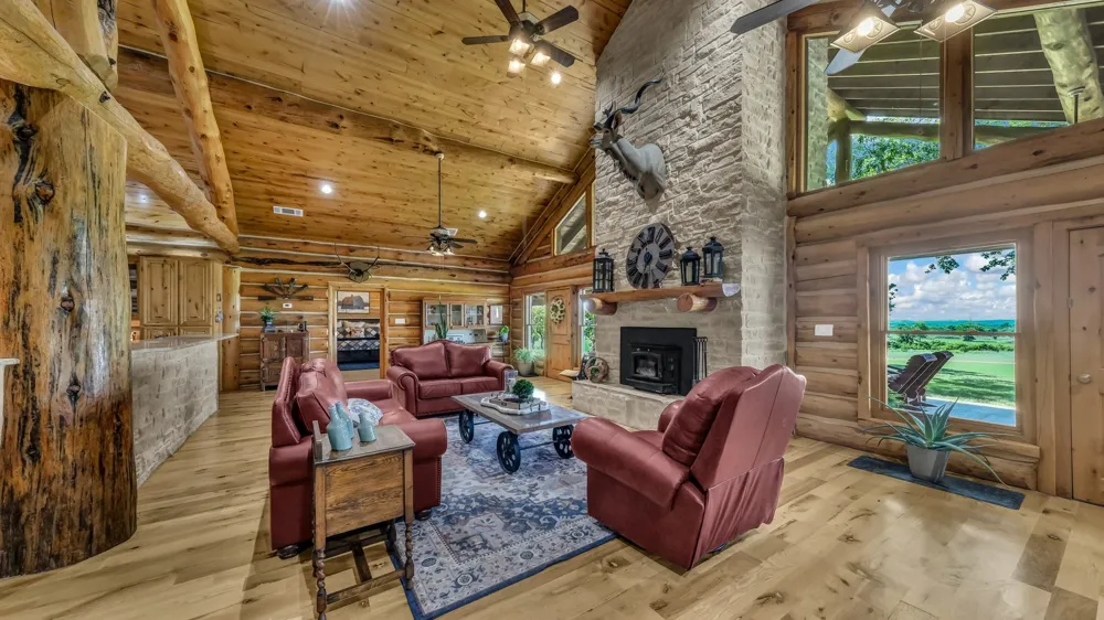 1436 County Road 216 Iredell, TX 76649