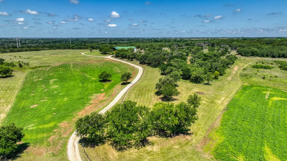 1436 County Road 216 Iredell, TX 76649