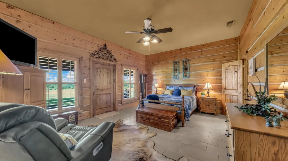 1436 County Road 216 Iredell, TX 76649