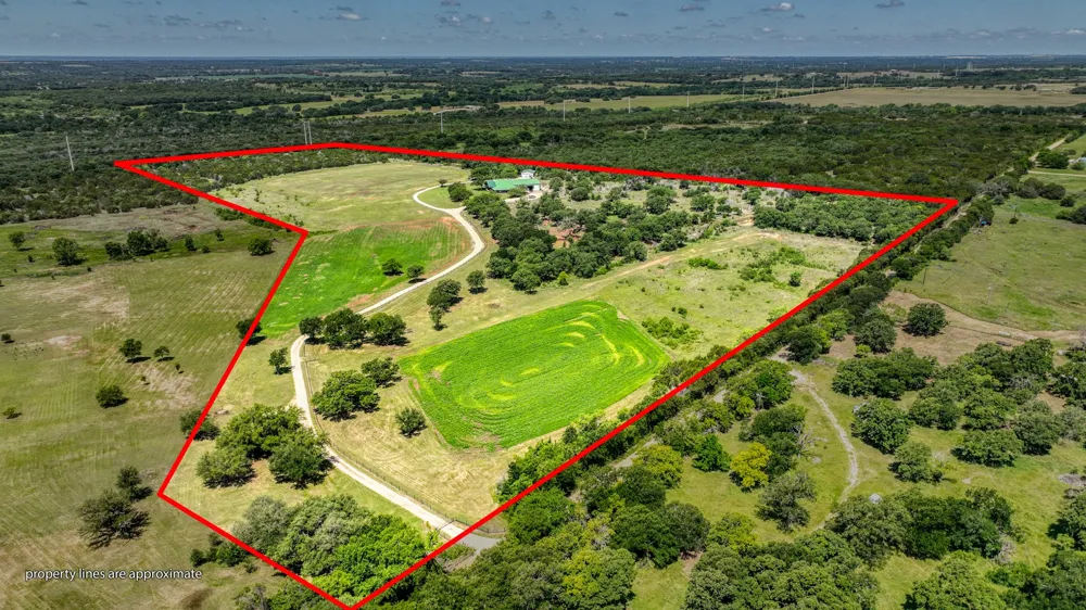 1436 County Road 216 Iredell, TX 76649