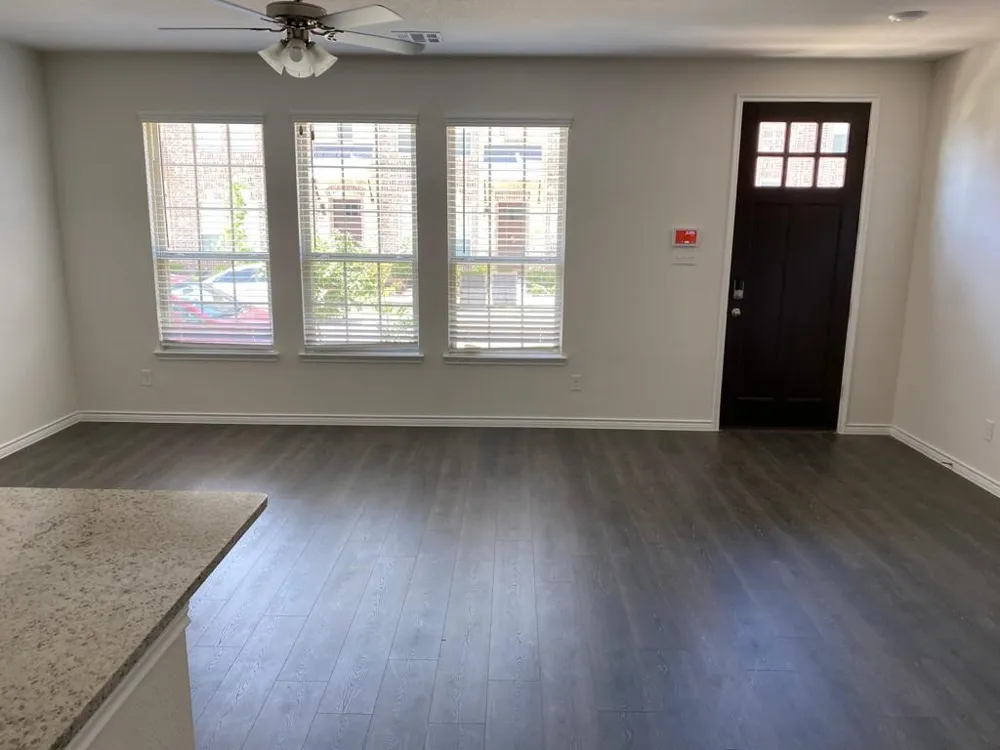 2402 Siskiyou Street Lewisville, TX 75056