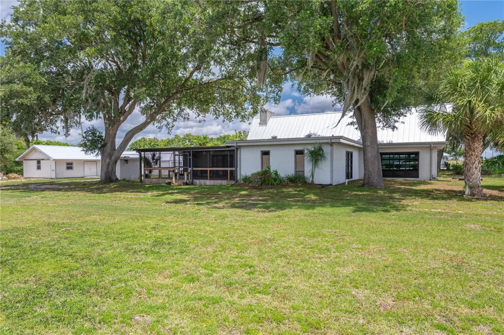 1325 THORNBURG ROAD Babson Park, FL 33827