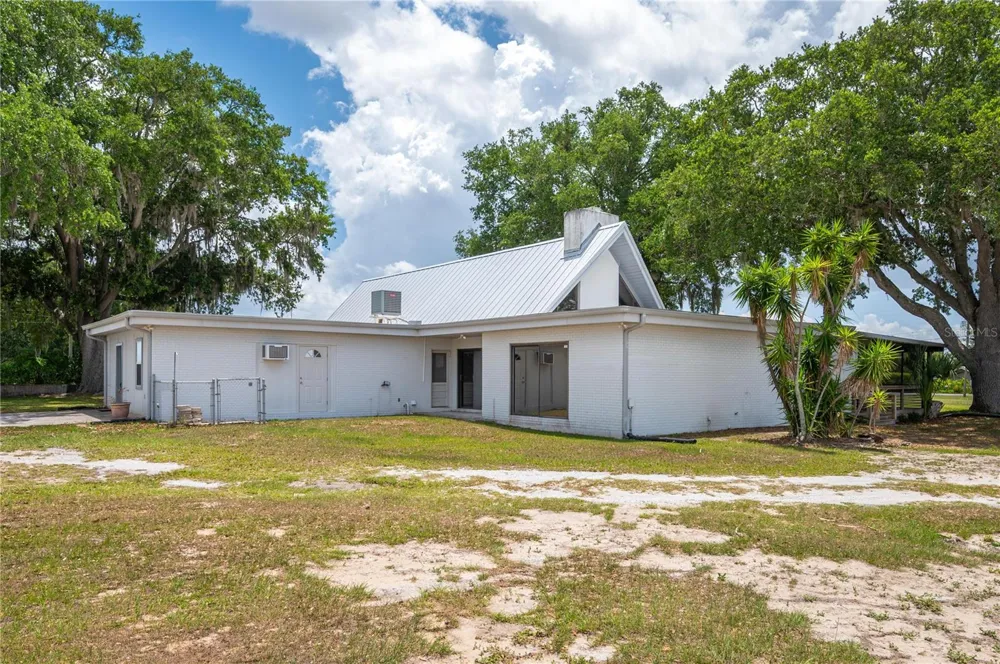 1325 THORNBURG ROAD Babson Park, FL 33827