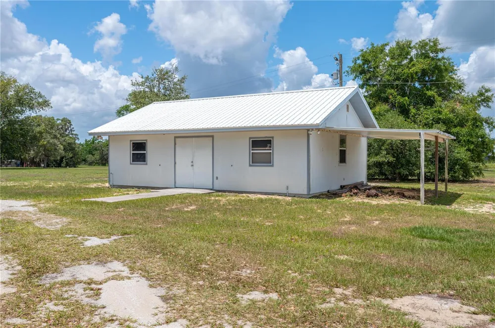 1325 THORNBURG ROAD Babson Park, FL 33827