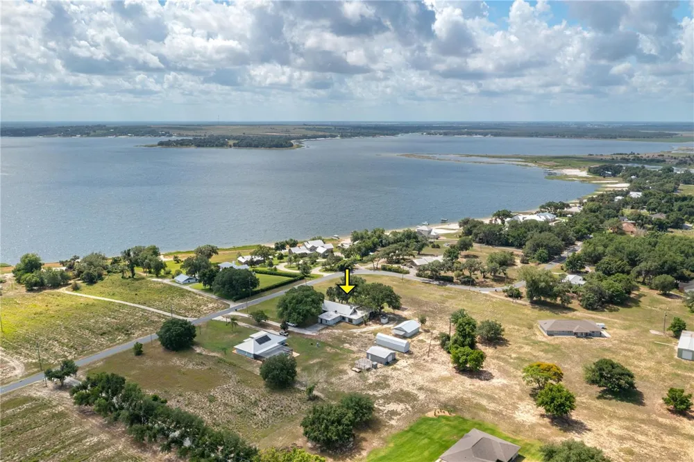 1325 THORNBURG ROAD Babson Park, FL 33827