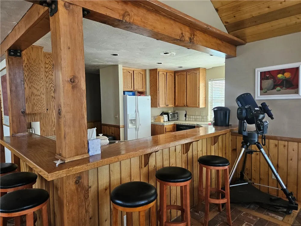 2831 Cygnet Pinon Hills, CA 92372