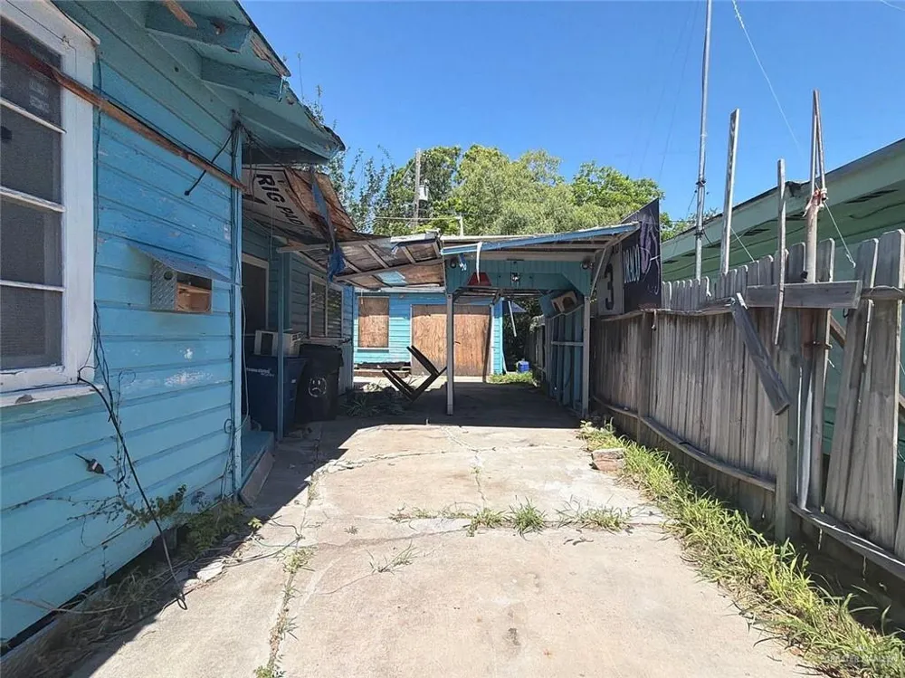 430 Canterbury Drive Corpus Christi, TX 78412