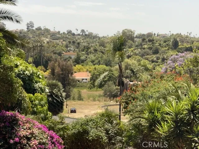 519 Mason Vista, CA 92084