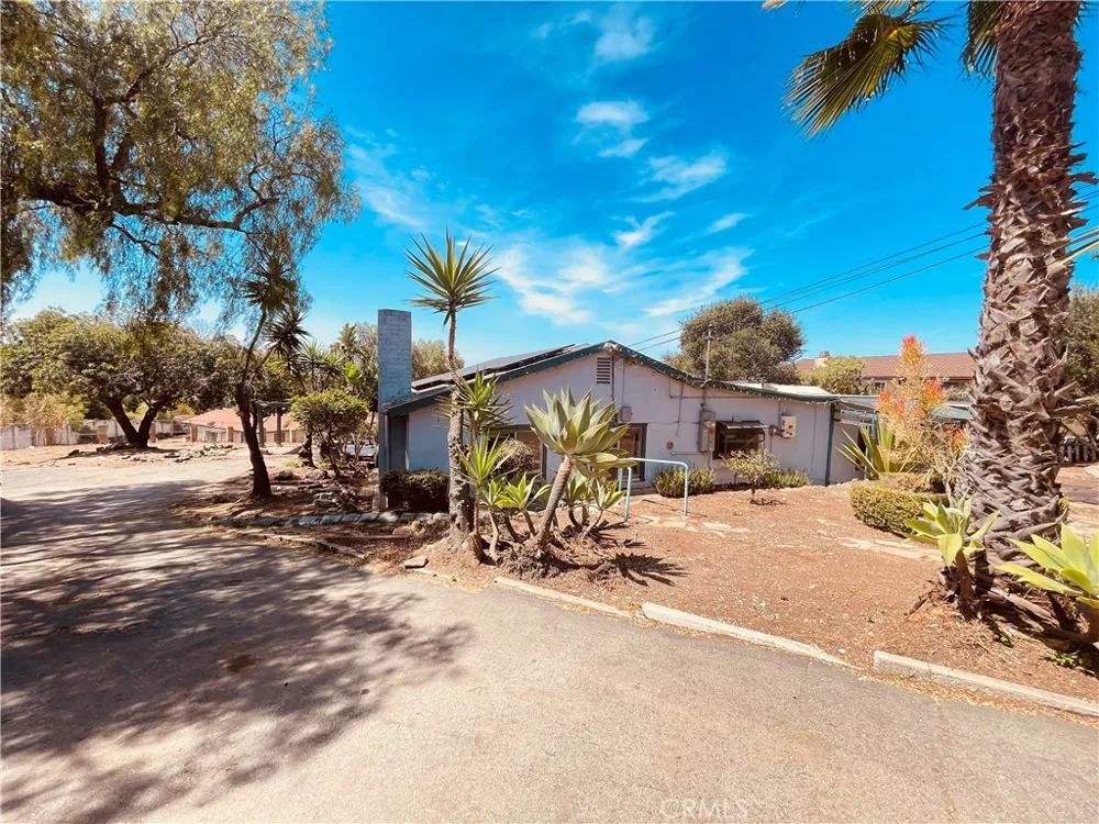 519 Mason Vista, CA 92084