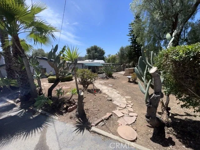 519 Mason Vista, CA 92084