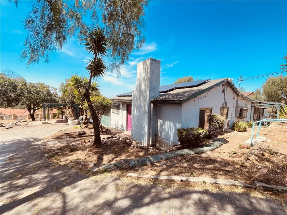 519 Mason Vista, CA 92084