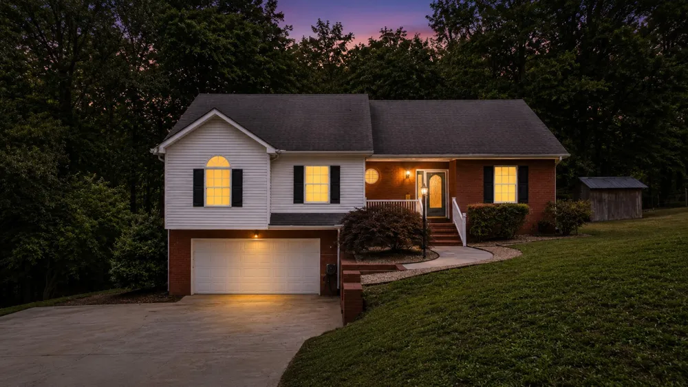 301 McKinney St Estill Springs, TN 37330
