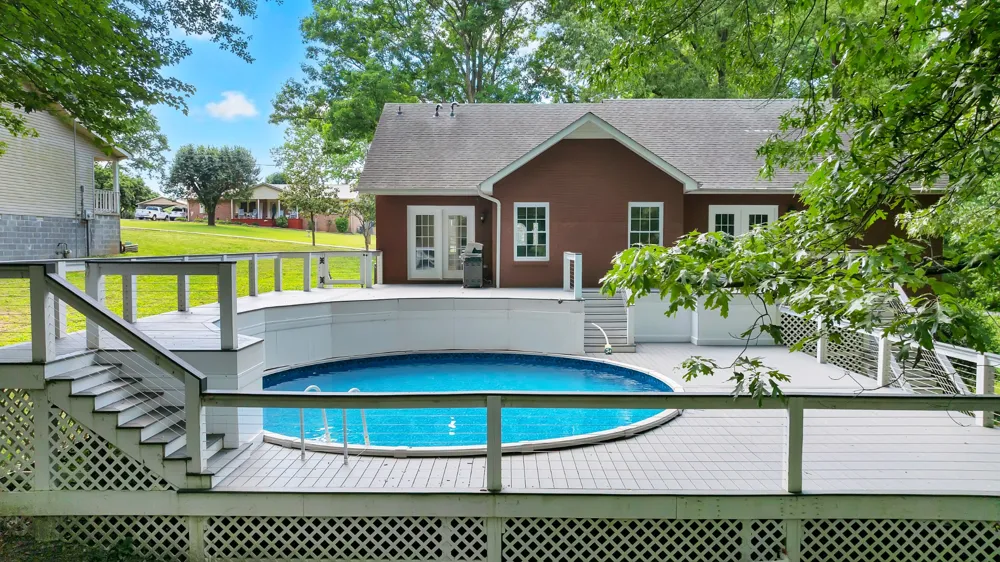 301 McKinney St Estill Springs, TN 37330