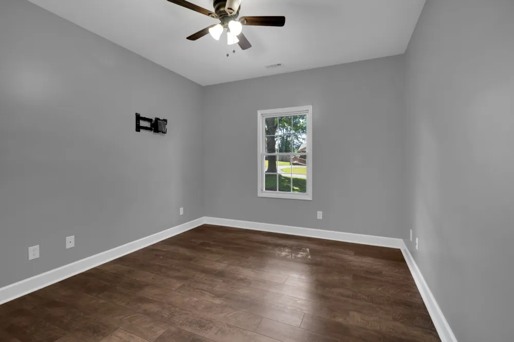 301 McKinney St Estill Springs, TN 37330