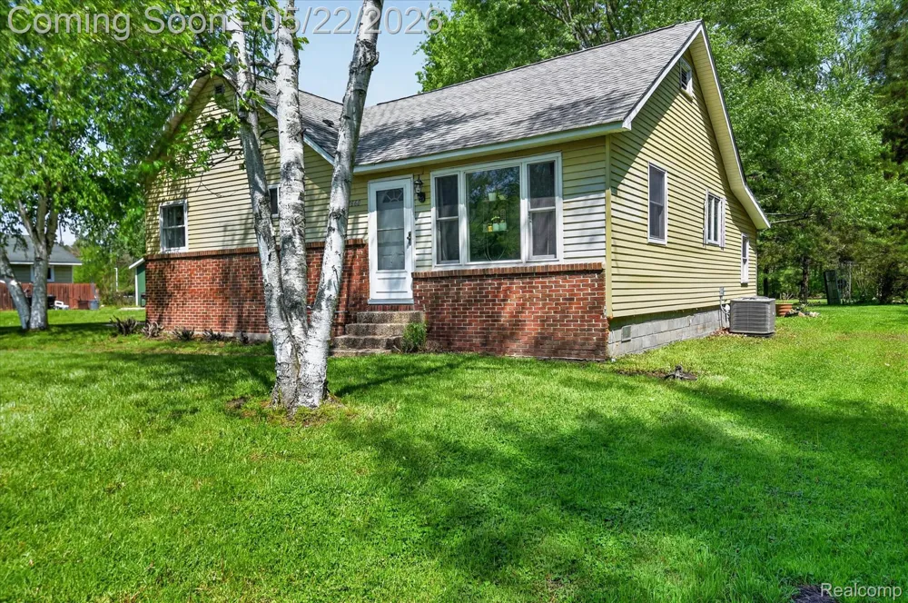 3660 Keewahdin Road Fort Gratiot Charter Township, MI 48059