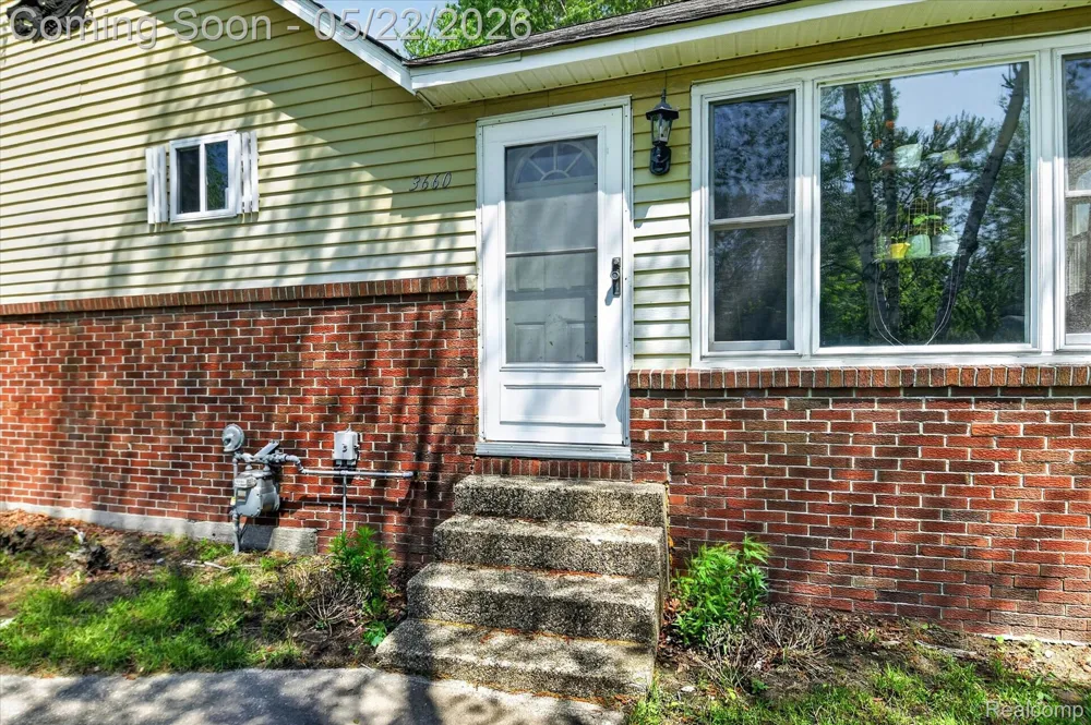 3660 Keewahdin Road Fort Gratiot Charter Township, MI 48059