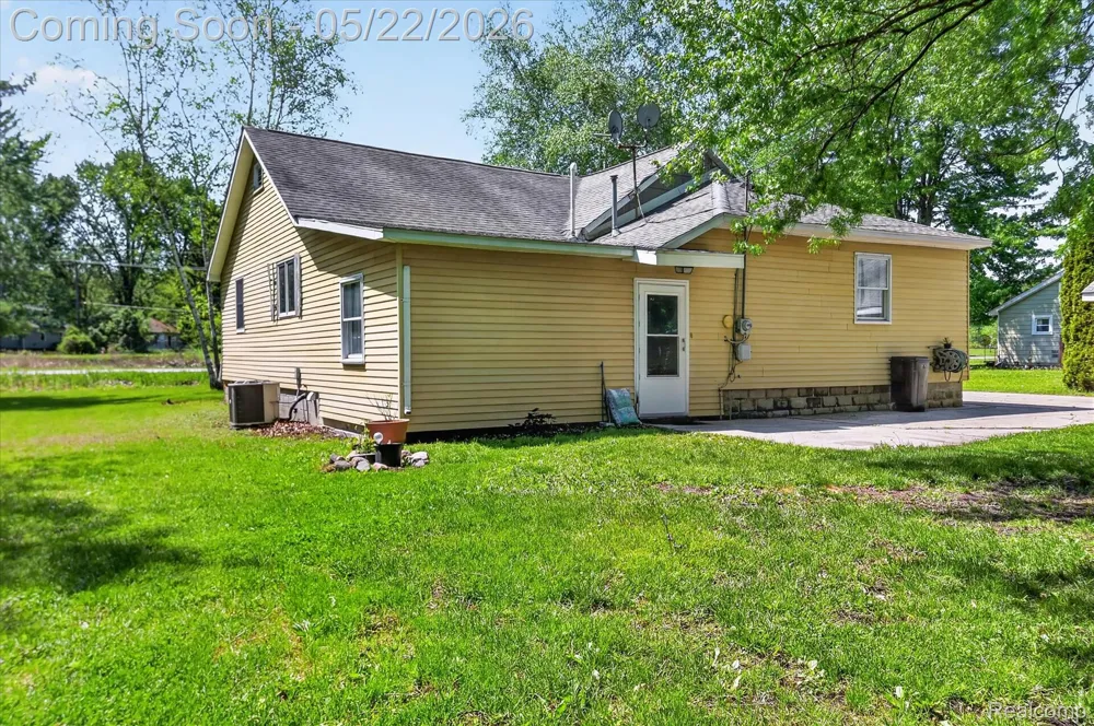 3660 Keewahdin Road Fort Gratiot Charter Township, MI 48059