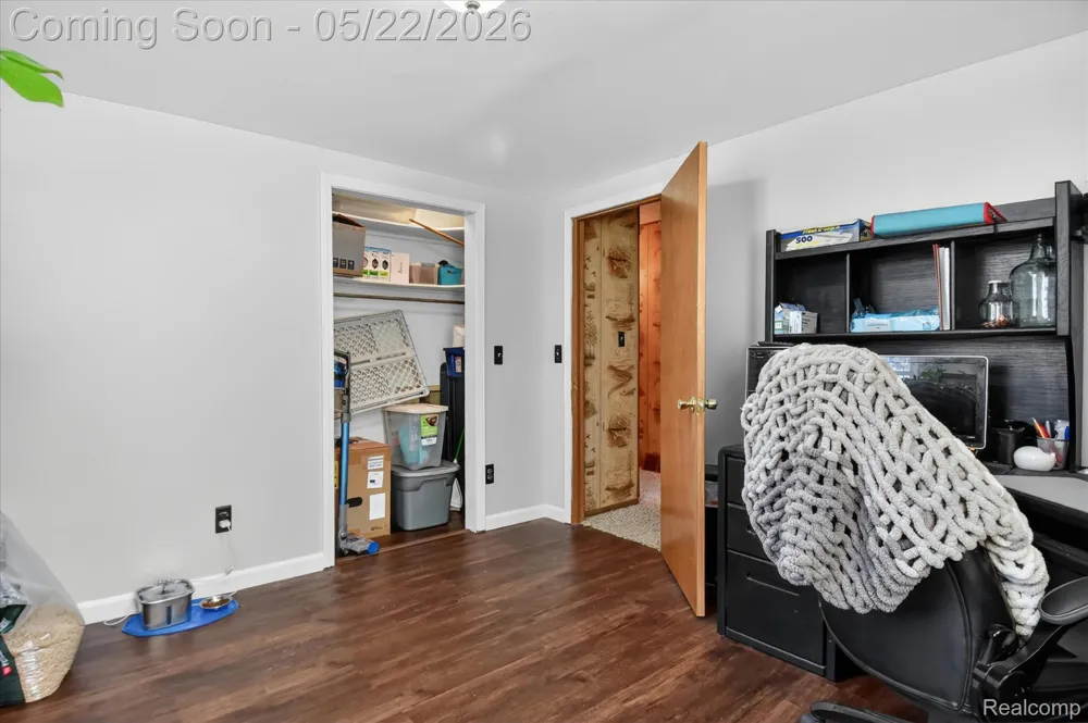 3660 Keewahdin Road Fort Gratiot Charter Township, MI 48059