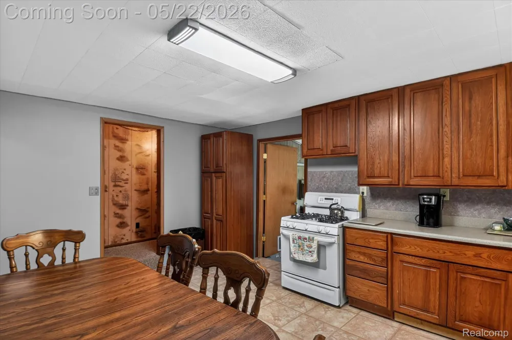 3660 Keewahdin Road Fort Gratiot Charter Township, MI 48059