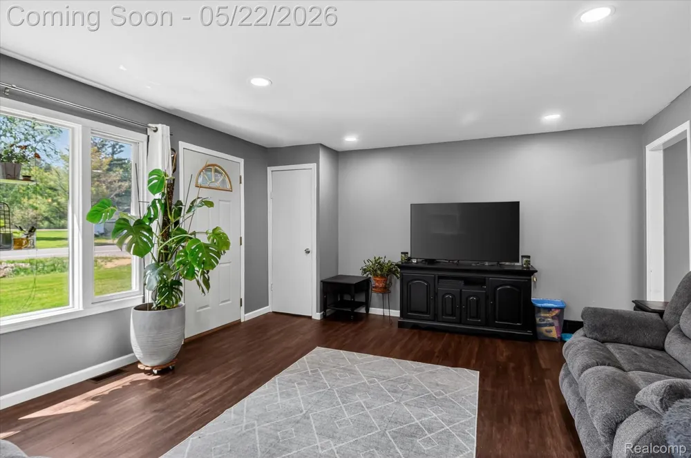 3660 Keewahdin Road Fort Gratiot Charter Township, MI 48059